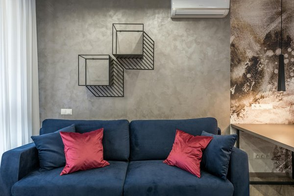 What Innovations Are Redefining the Future of the UK Automotive Industry?